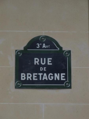 Le studio des enfants rouges